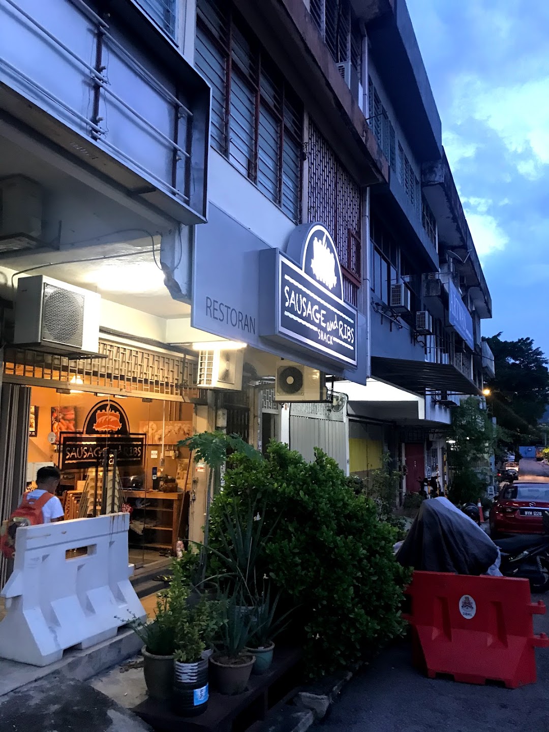 Sausage & Ribs Shack Sdn Bhd