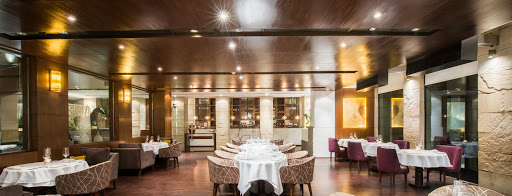 Restaurants with three michelin stars in Delhi