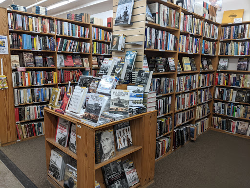 Book Store «Half Price Books», reviews and photos, 5017 Excelsior Blvd, St Louis Park, MN 55416, USA
