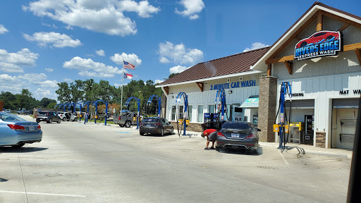 Whistle Express Car Wash en Mt Airy