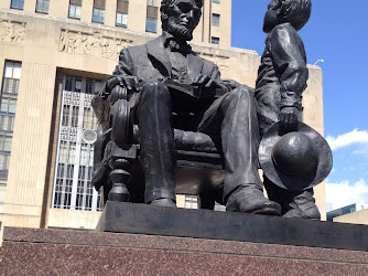 Abraham Lincoln and Tad Statue