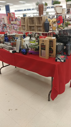 Department Store «Marshalls», reviews and photos, 2200 Mt Holly Rd, Burlington, NJ 08016, USA