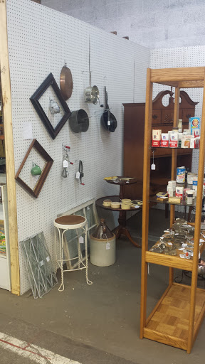 Flea Market «The Slatington Marketplace», reviews and photos, 8281 PA-873, Slatington, PA 18080, USA