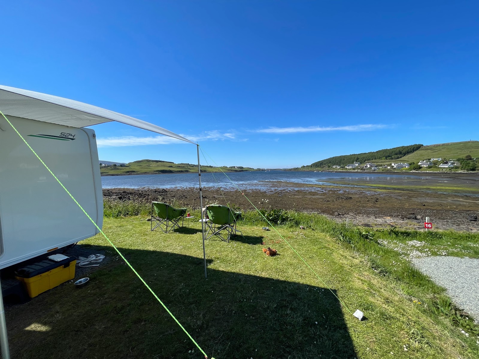 Foto di Kinloch Beach con molto pulito livello di pulizia