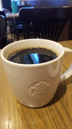 Coffee Shop «Starbucks», reviews and photos, 2450 E Main St, Bexley, OH 43209, USA