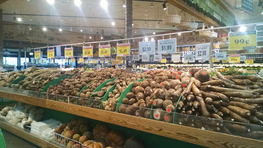 Supermarket «Farmers Market by Food Bazaar Supermarket», reviews and photos, 345 Huntington Turnpike, Bridgeport, CT 06610, USA