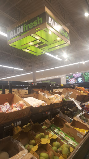 Supermarket «ALDI», reviews and photos, 21031 Tripleseven Rd, Potomac Falls, VA 20165, USA