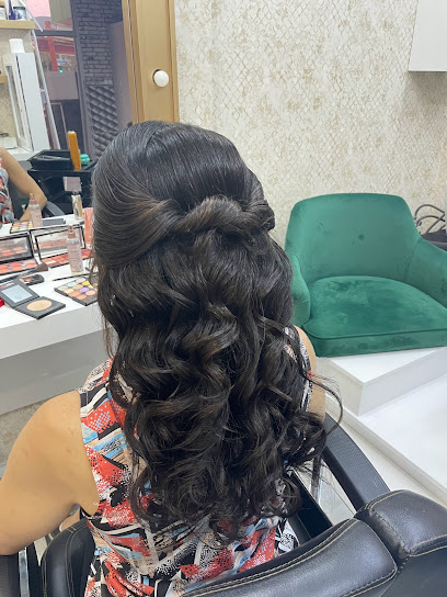 Nazlı Arif Bay Bayan Güzellik Salonu