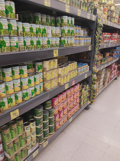 Grocery Store «Grocery Outlet Bargain Market», reviews and photos, 2108 Spring Valley Rd, Lancaster, PA 17601, USA