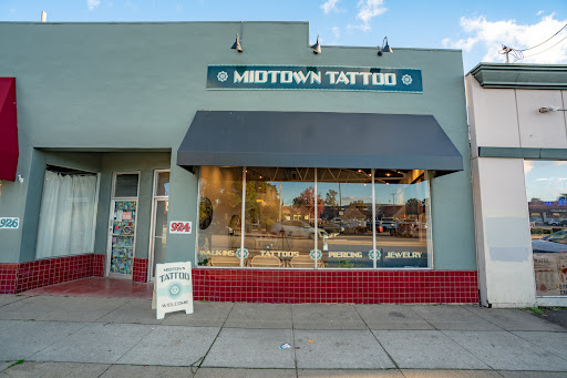 Explore color flower tattoo ideas, creative tattoo ideas in Santa Cruz, available at Midtown Tattoo & Piercing