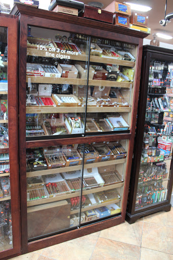 Liquor Store «Pine Knob Wine Shoppe», reviews and photos, 5726 Maybee Rd, Village of Clarkston, MI 48346, USA