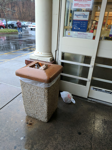 Grocery Store «Super Stop & Shop», reviews and photos, 15 Franklin St, Seymour, CT 06483, USA