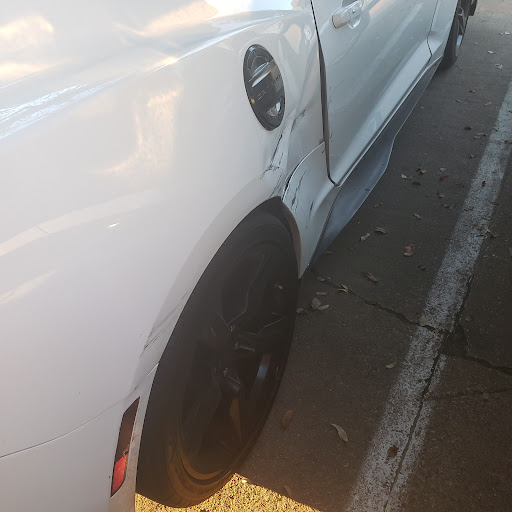 Auto Body Shop «B & D Paint & Body», reviews and photos, 3216 I-30, Mesquite, TX 75150, USA