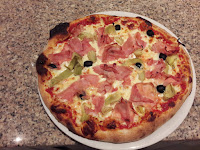 Pepperoni du Pizzas à emporter Bella Vita pizza a emporter à Le Bourg-d'Oisans - n°1