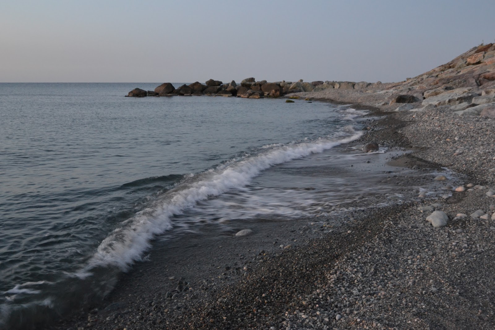 Foto av Tasbasi Beach med turkos rent vatten yta