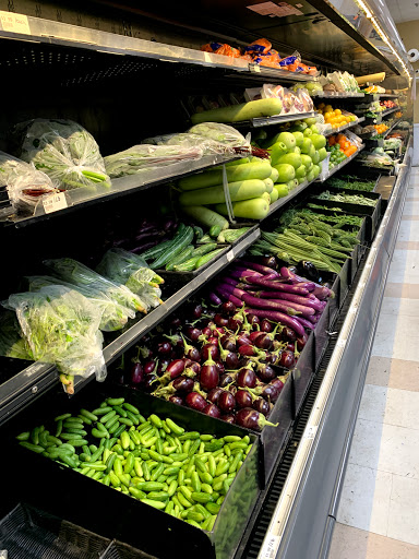 Grocery Store «INDU INDIAN GROCERY STORE (INDU CONVENIENT STORE)», reviews and photos, 4925 W Market St #1104, Greensboro, NC 27407, USA