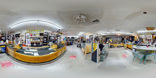 Pawn Shop «Fifth Avenue Jewelry & Pawn», reviews and photos, 8201 US-19, Port Richey, FL 34668, USA