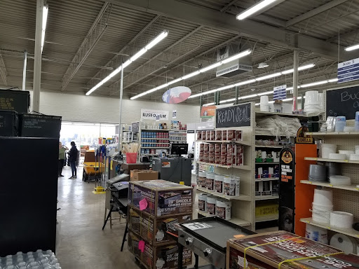 Fix & Feed Quinlan Hardware