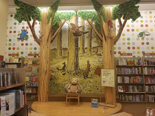Book Store «Barnes & Noble», reviews and photos, 1271 Knapp Rd, North Wales, PA 19454, USA