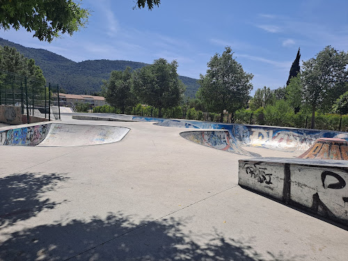 Skatepark de gemenos à Gémenos