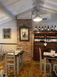 Atmosphère du Restaurant français Restaurant Le Gourmet Quercynois à Saint-Cirq-Lapopie - n°19