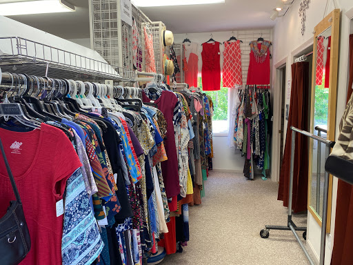 Boutique «Bearly Used Boutique», reviews and photos, 350 W Main St, Mount Joy, PA 17552, USA