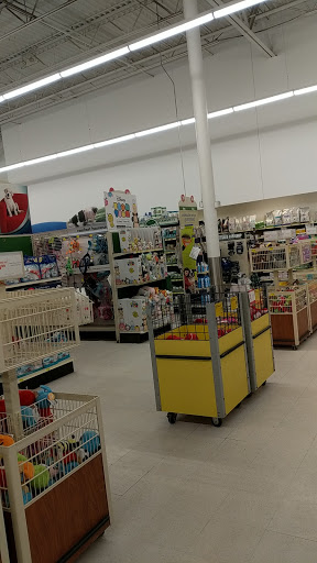 Pet Supply Store «PetSmart», reviews and photos, 475 Bank St, Waterbury, CT 06708, USA