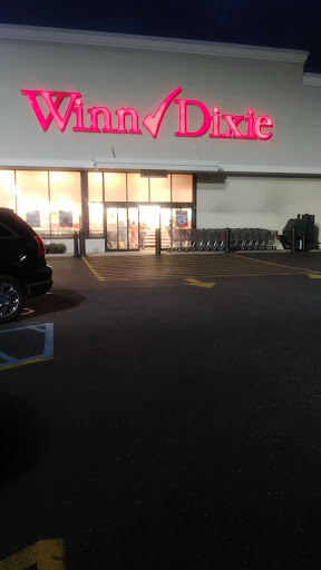 Grocery Store «Winn-Dixie», reviews and photos, 701 E Main St, Prattville, AL 36067, USA