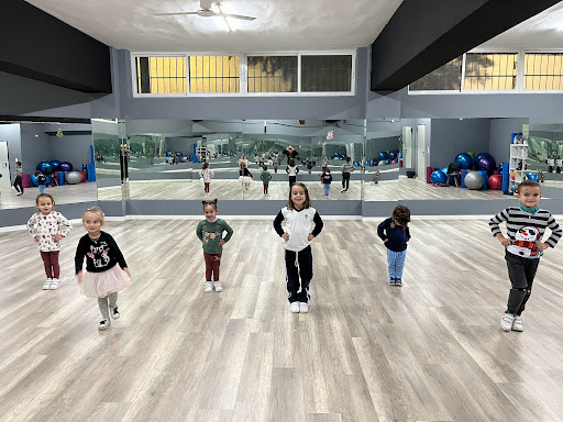 Imagen del negocio Rosas Escuela de Baile Alicante en Alicante, Alicante