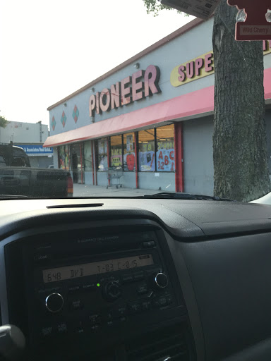 Supermarket «Pioneer Supermarket of Morris Park», reviews and photos, 775 Morris Park Ave, Bronx, NY 10462, USA