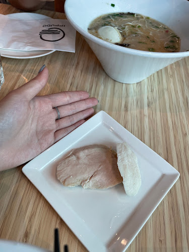 70 Compassvale Bow, #01 -18/19 Sengkang Grand Mall, Singapore 544692