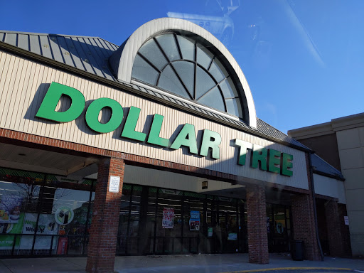 Shopping Mall «Riverdale Shops», reviews and photos, 935 Riverdale St, West Springfield, MA 01089, USA