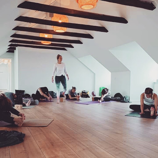 Y|A|R - YOGA | FYSIURGISK MASSAGE in Kirke Hyllinge, Halsnæs