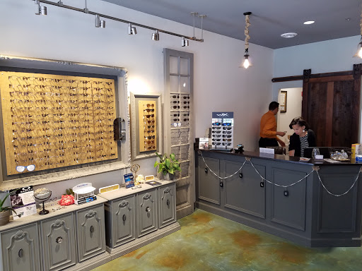 Optometrist «Associates In Eyecare - Dunn Loring», reviews and photos, 2672 Avenir Pl, Vienna, VA 22180, USA