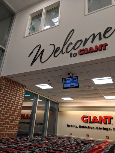 Pharmacy «Giant Pharmacy», reviews and photos, 2300 Linglestown Rd, Harrisburg, PA 17110, USA