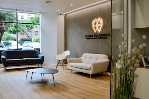 Elena Toledano - Clínica Dental en Puerta de Toledo, Madrid. image