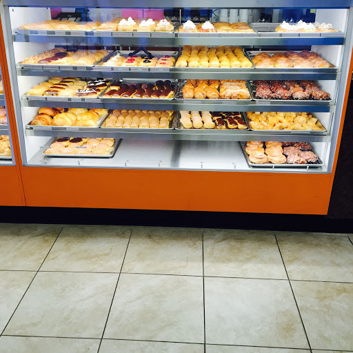 Donut Shop «Rainbow donuts», reviews and photos, 2855 W Cactus Rd #4, Phoenix, AZ 85029, USA
