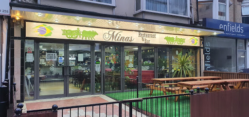 Minas Restaurant & Bar
