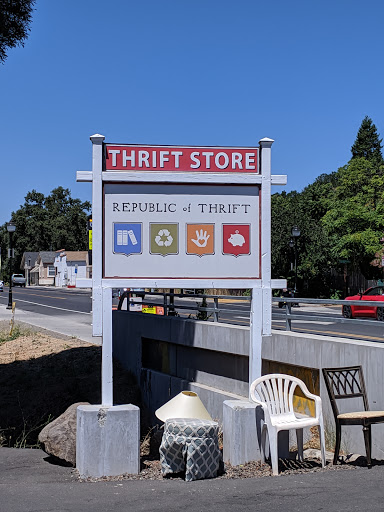 Thrift Store «Republic of Thrift», reviews and photos, 17496 CA-12, Sonoma, CA 95476, USA