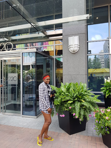 Shopping Mall «Crystal City Shops», reviews and photos, 2200 Crystal Dr, Arlington, VA 22202, USA