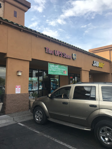 Shipping and Mailing Service «The UPS Store», reviews and photos, 9524 W Camelback Rd c130, Glendale, AZ 85305, USA