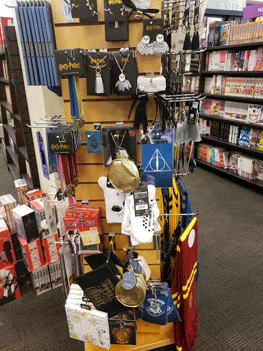 Book Store «Books-A-Million», reviews and photos, 839 Brandon Town Center Dr, Brandon, FL 33511, USA