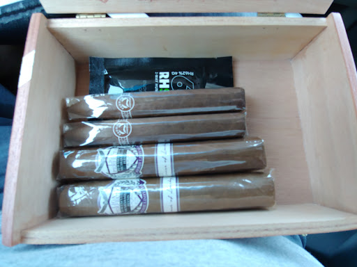 Smoke-M Goodyear, 378 N Litchfield Rd # 104, Goodyear, AZ 85338, USA, 