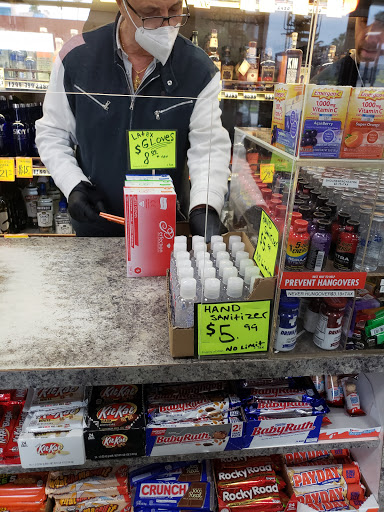 Liquor Store «Santa Monica Liquor», reviews and photos, 1001 Wilshire Blvd, Santa Monica, CA 90401, USA
