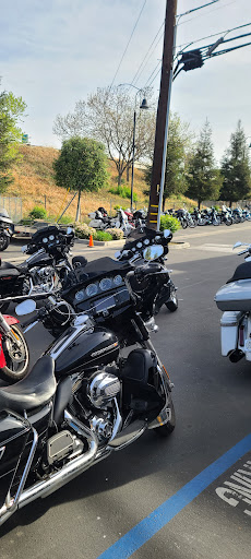 Harley-Davidson Dealer «Mathews Harley-Davidson», reviews and photos, 548 N Blackstone Ave, Fresno, CA 93701, USA