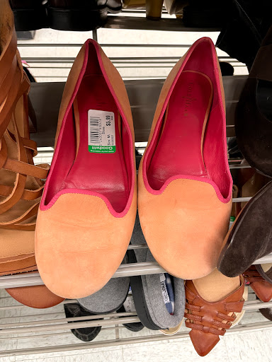 Thrift Store «Goodwill Industries of Middle Tennessee», reviews and photos, 1220 Huntsville Hwy, Fayetteville, TN 37334, USA