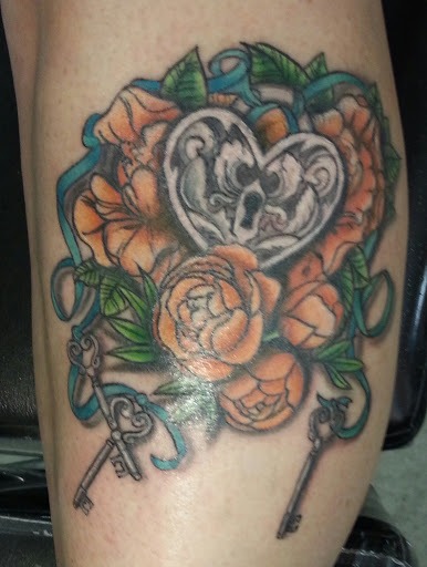 Tattoo Shop «Creative Instincts Tattoo Shelton», reviews and photos, 128 Center St, Shelton, CT 06484, USA