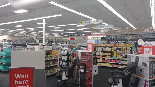 Office Supply Store «Staples», reviews and photos, 770 Roosevelt Trail, Windham, ME 04062, USA