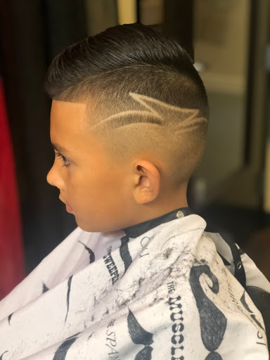 Barber Shop «Shave & Blade Barber Shop», reviews and photos, 9824 West Northern Avenue, #200, Peoria, AZ 85345, USA