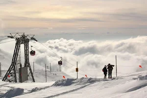 Tochal Ski Club image